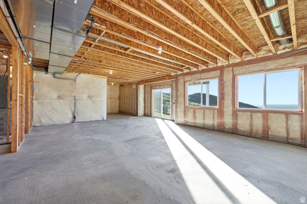 Image 34 of property listing at 2457 E SPRINGTIME RD, Draper (ut Cnty), UT 84020