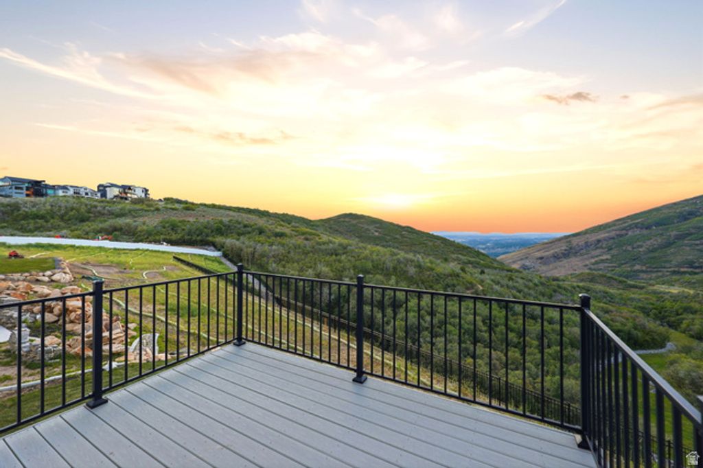 Image 35 of property listing at 2457 E SPRINGTIME RD, Draper (ut Cnty), UT 84020