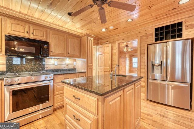 180 Shepherds Ridge Road, Morganton, GA 30560