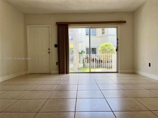 1150 99th St 6, Bay Harbor Islands, FL 33154