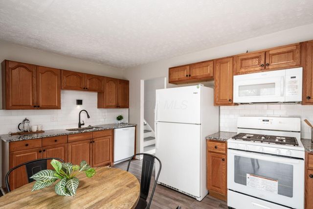 2498 Newburgh Drive, Columbus, OH 43219