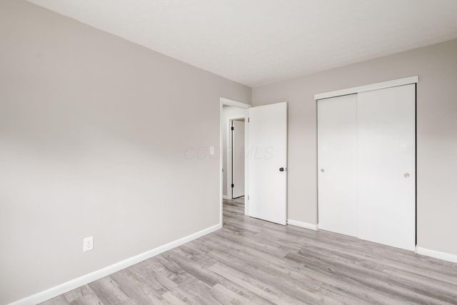2498 Newburgh Drive, Columbus, OH 43219