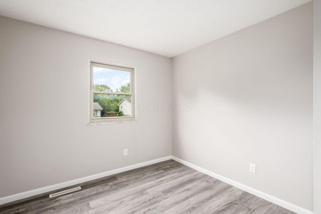2498 Newburgh Drive, Columbus, OH 43219