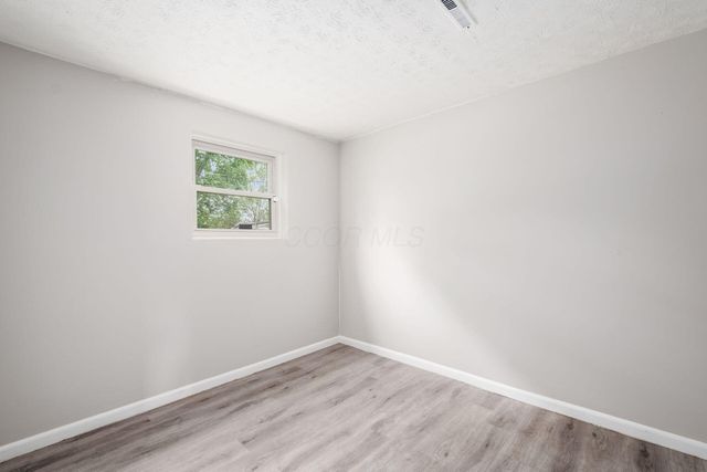 2498 Newburgh Drive, Columbus, OH 43219