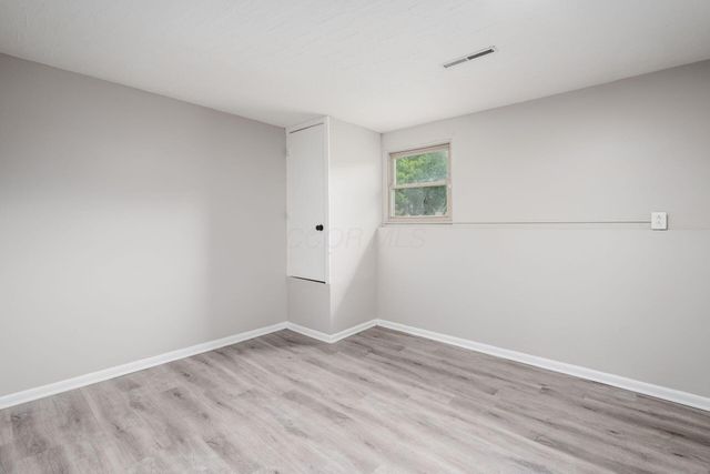 2498 Newburgh Drive, Columbus, OH 43219