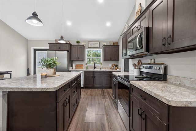 17230 NE 41ST STREET, Williston, FL 32696