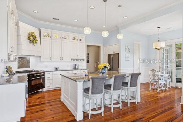 3 Mackays Pt, Bluffton, SC 29910