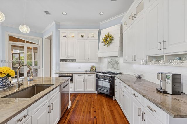 3 Mackays Pt, Bluffton, SC 29910