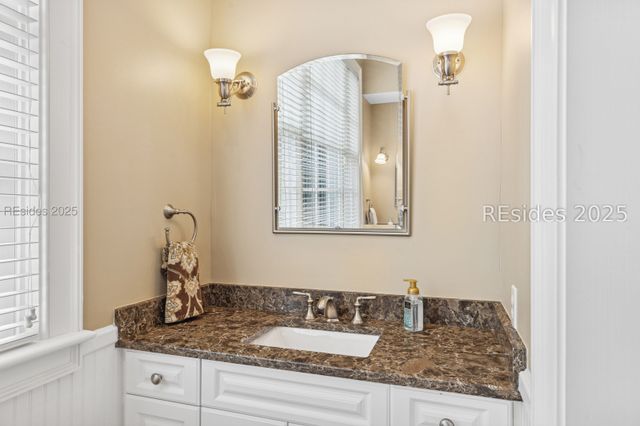 3 Mackays Pt, Bluffton, SC 29910