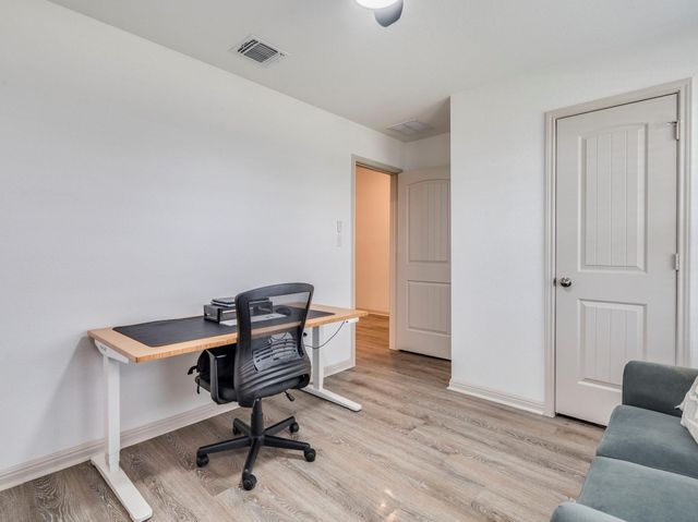 206 Fort Clark Springs DR, Hutto, TX 78634