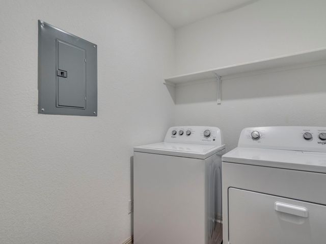 206 Fort Clark Springs DR, Hutto, TX 78634