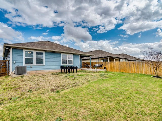 206 Fort Clark Springs DR, Hutto, TX 78634