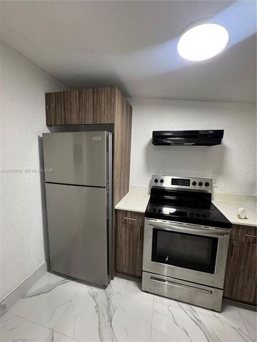 2796 SW 34th Ct Rear, Miami, FL 33133