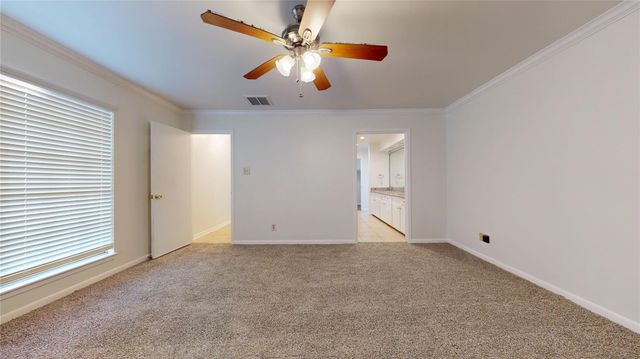 347 Forest Lake Drive, Seabrook, TX 77586