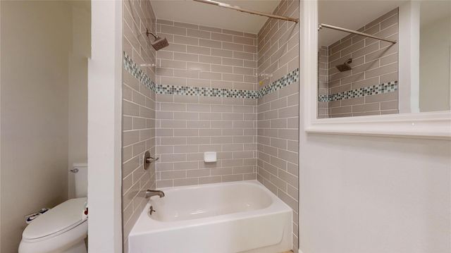 347 Forest Lake Drive, Seabrook, TX 77586