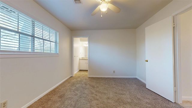 347 Forest Lake Drive, Seabrook, TX 77586