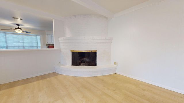 347 Forest Lake Drive, Seabrook, TX 77586