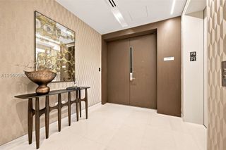 300 Biscayne Blvd Way 301, Miami, FL 33131