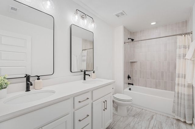 810 Abbey Gardens Lane, Moncks Corner, SC 29461