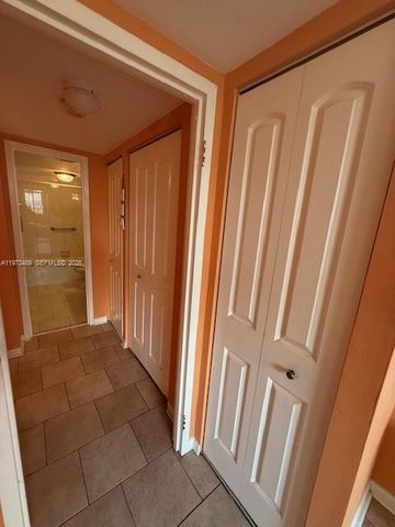 2801 Somerset Drive 105, Lauderdale Lakes, FL 33311