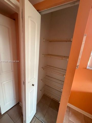 2801 Somerset Drive 105, Lauderdale Lakes, FL 33311