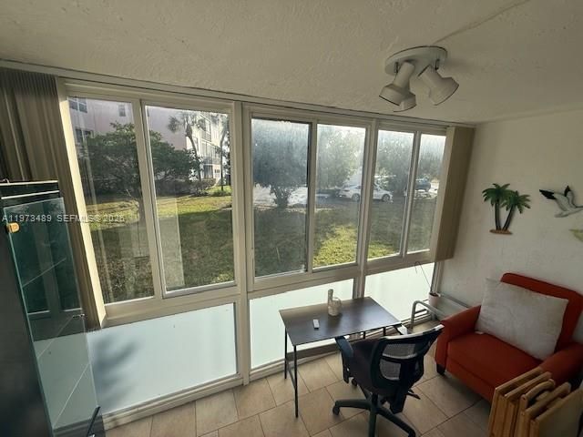 2801 Somerset Drive 105, Lauderdale Lakes, FL 33311