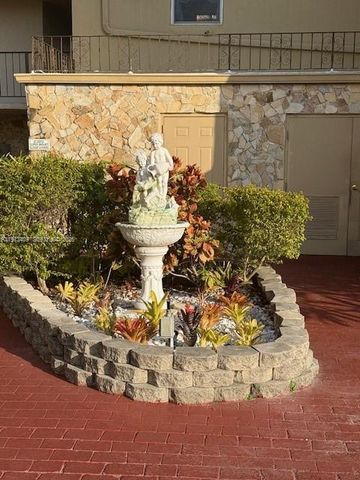 2801 Somerset Drive 105, Lauderdale Lakes, FL 33311