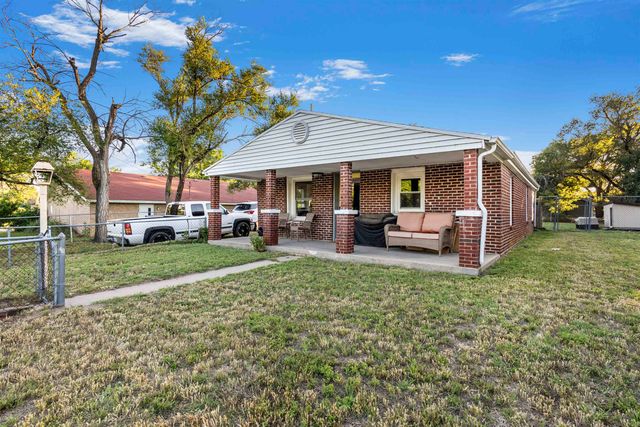1125 N Meridian Ave, Wichita, KS 67203