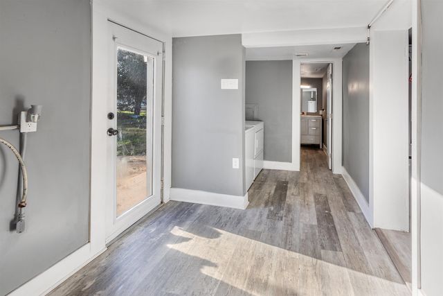 1125 N Meridian Ave, Wichita, KS 67203