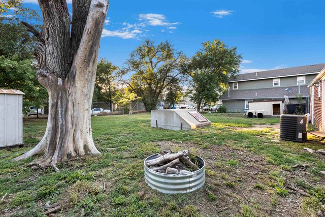 1125 N Meridian Ave, Wichita, KS 67203