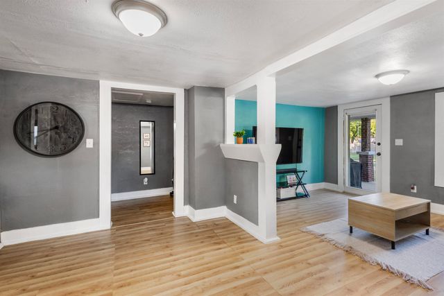 1125 N Meridian Ave, Wichita, KS 67203
