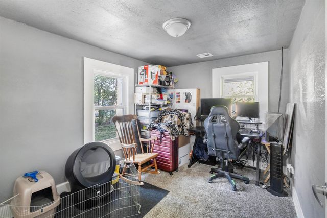 1125 N Meridian Ave, Wichita, KS 67203
