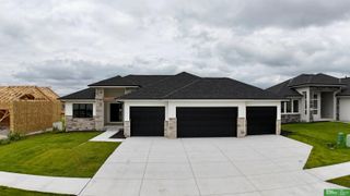 5602 N 212th Street, Elkhorn, NE 68022