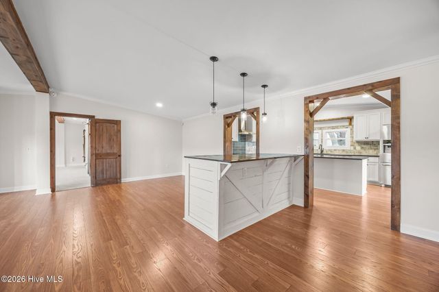 3905 Hudsons Crossroads Road, Greenville, NC 27858