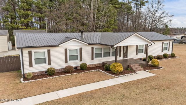 3905 Hudsons Crossroads Road, Greenville, NC 27858