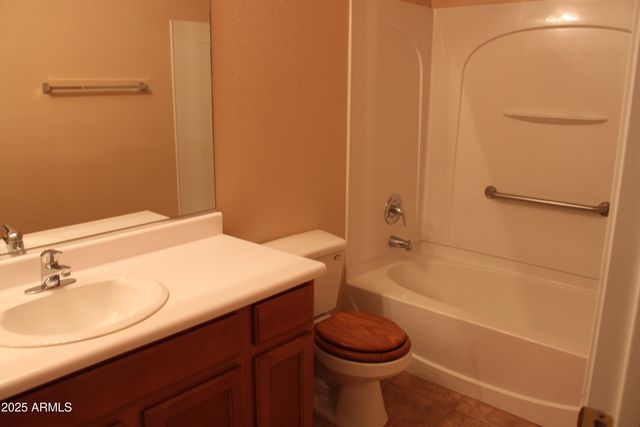 33082 N CAT HILLS Avenue, San Tan Valley, AZ 85144
