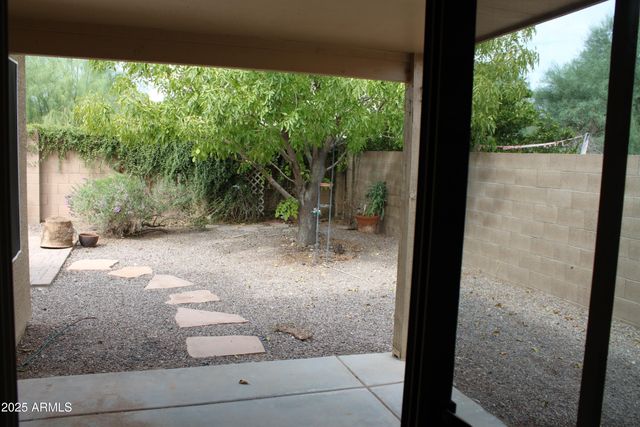 33082 N CAT HILLS Avenue, San Tan Valley, AZ 85144