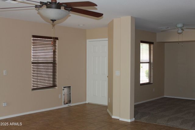 33082 N CAT HILLS Avenue, San Tan Valley, AZ 85144