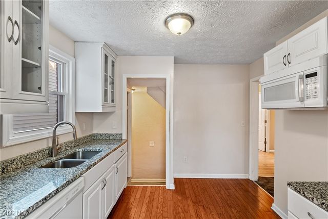 14313 Montrose Avenue, Cleveland, OH 44111