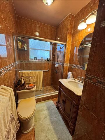 322 SW 31st Ct, Miami, FL 33135