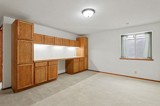 2351 N Crestline Ct., Wichita, KS 67205