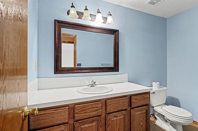 2351 N Crestline Ct., Wichita, KS 67205
