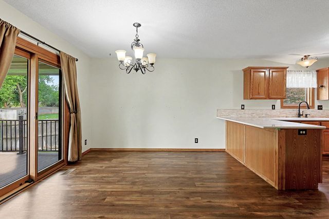2351 N Crestline Ct., Wichita, KS 67205
