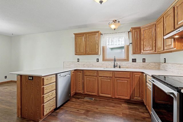 2351 N Crestline Ct., Wichita, KS 67205