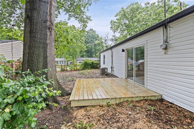 1828 Brook Street, Lawrence, KS 66044