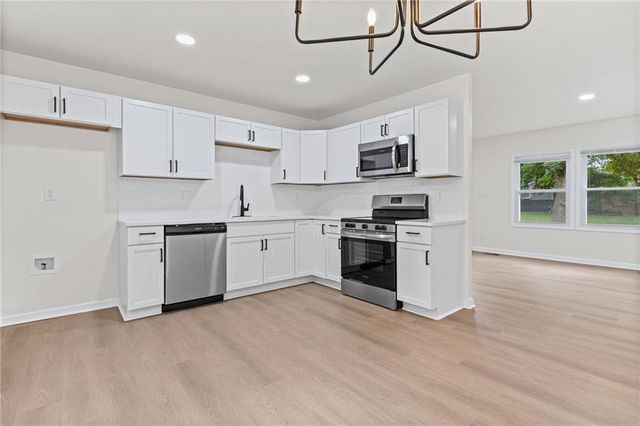 1828 Brook Street, Lawrence, KS 66044