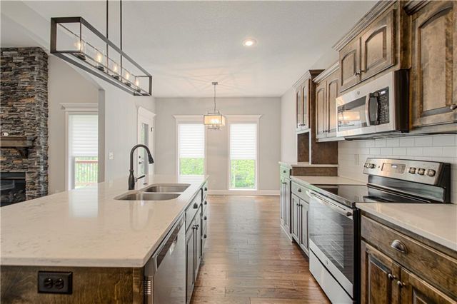 9326 N Ditzler Avenue, Kansas City, MO 64157