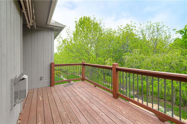 9326 N Ditzler Avenue, Kansas City, MO 64157
