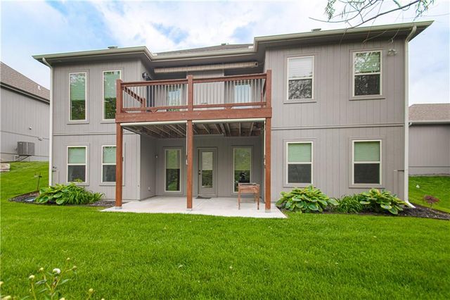 9326 N Ditzler Avenue, Kansas City, MO 64157