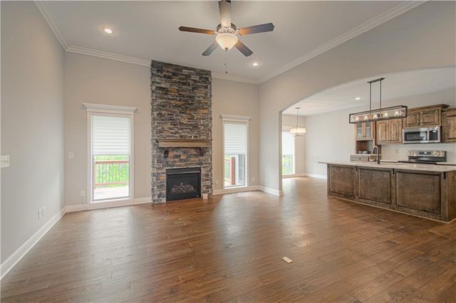 9326 N Ditzler Avenue, Kansas City, MO 64157
